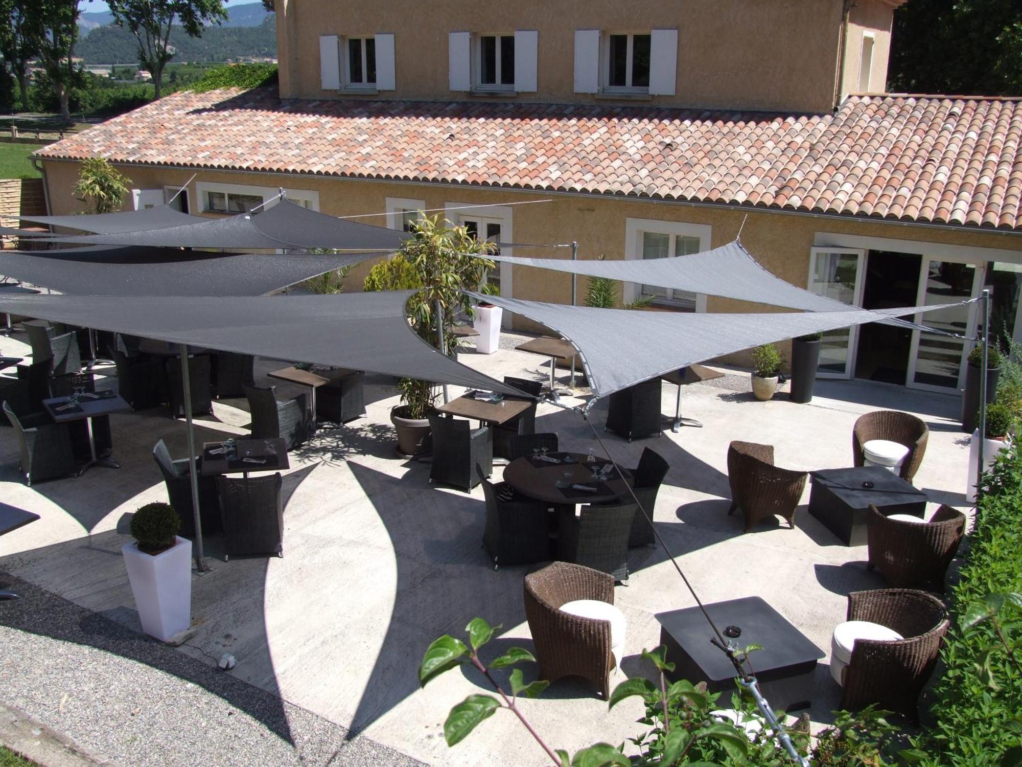 Logis Hotel La Magnanerie - Cote Bistro オービニヨスク エクステリア 写真