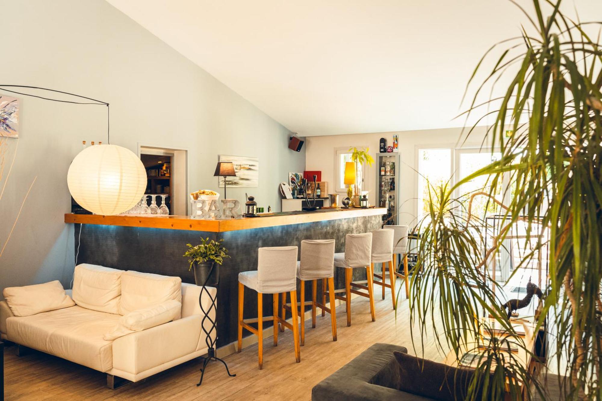 Logis Hotel La Magnanerie - Cote Bistro オービニヨスク エクステリア 写真