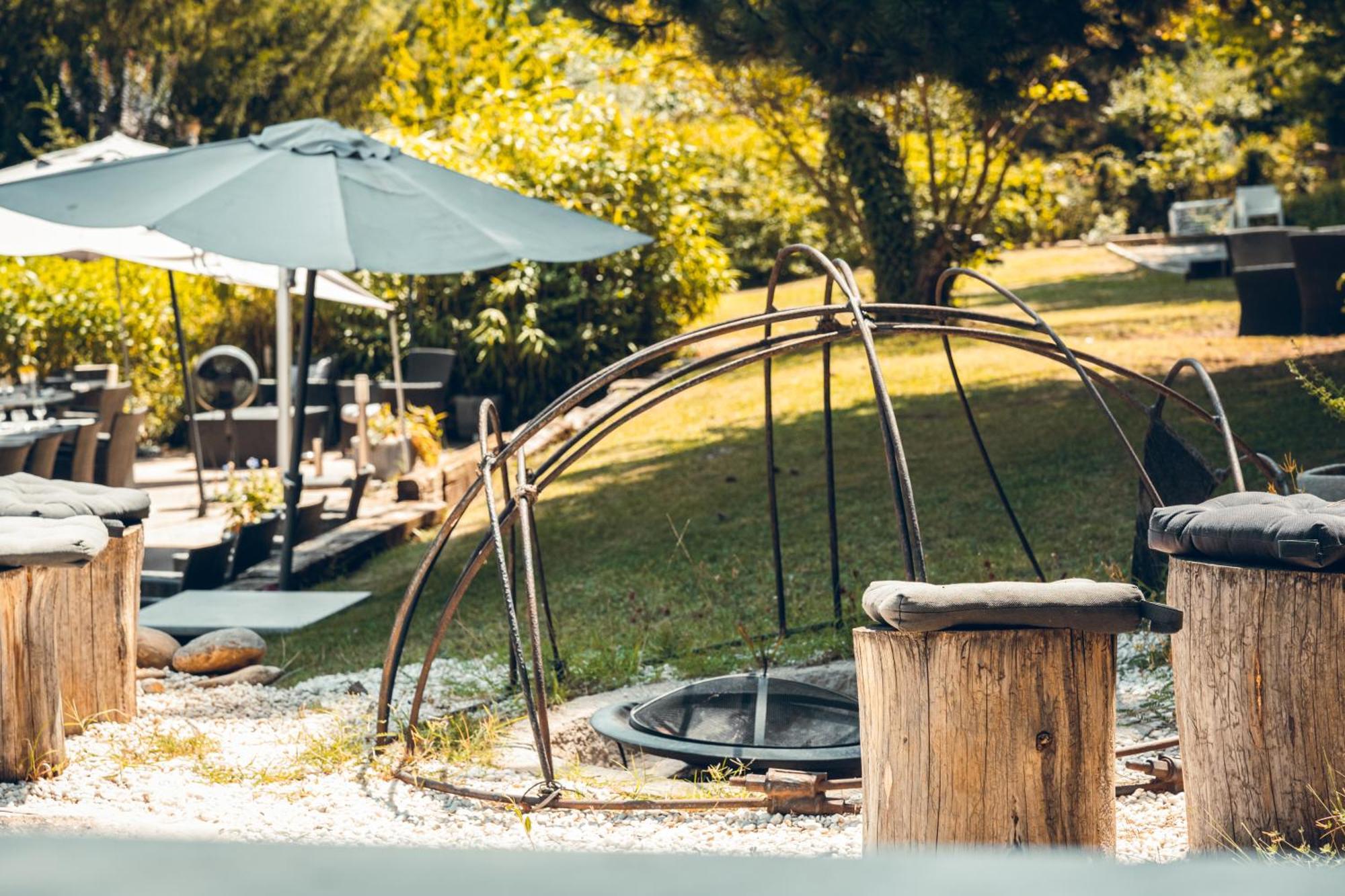 Logis Hotel La Magnanerie - Cote Bistro オービニヨスク エクステリア 写真