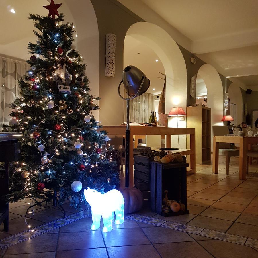Logis Hotel La Magnanerie - Cote Bistro オービニヨスク エクステリア 写真