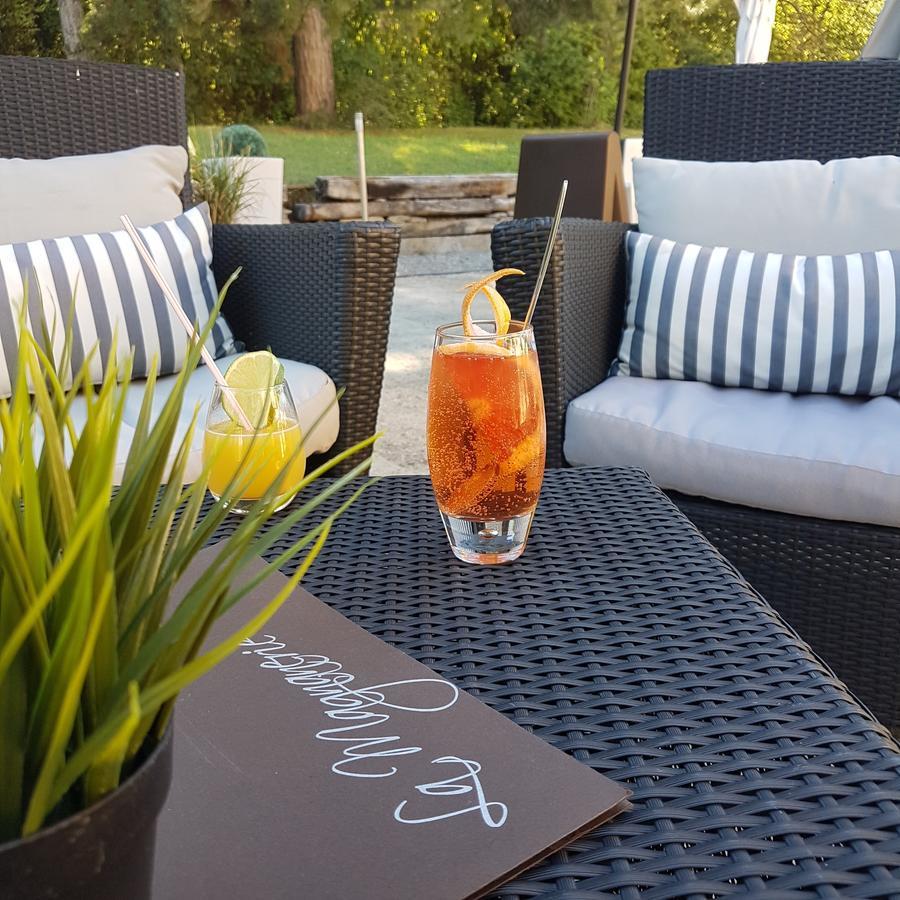 Logis Hotel La Magnanerie - Cote Bistro オービニヨスク エクステリア 写真